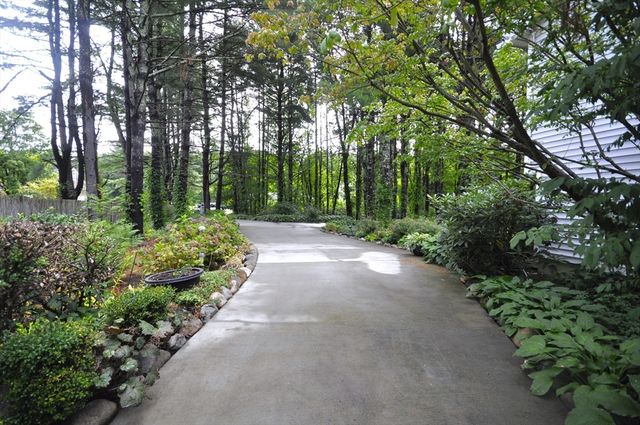 125 Walnut St, Bridgewater, MA 02324