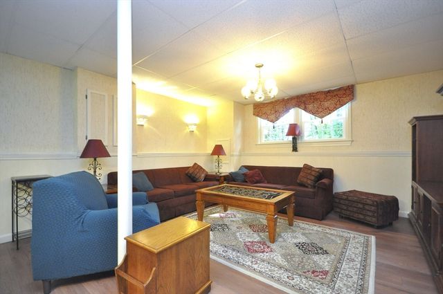 125 Walnut St, Bridgewater, MA 02324