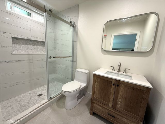 16752 Sims A, Huntington Beach, CA 92649
