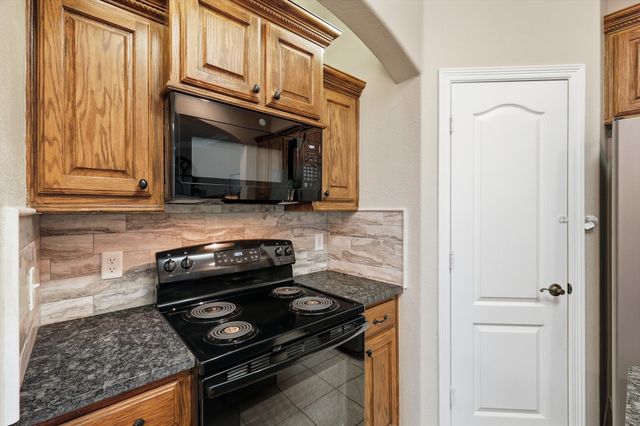 8240 Bridge Street, North Richland Hills, TX 76180