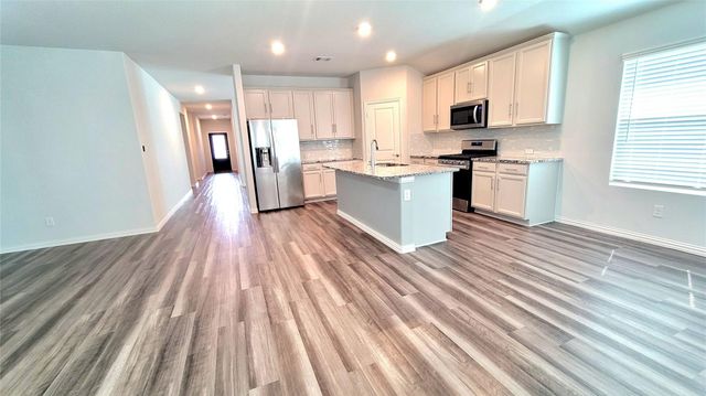 263 Sunshine Lane, Lavon, TX 75166