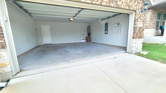 263 Sunshine Lane, Lavon, TX 75166