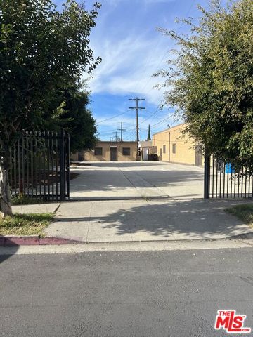 6611 S San Pedro Street, Los Angeles, CA 90003