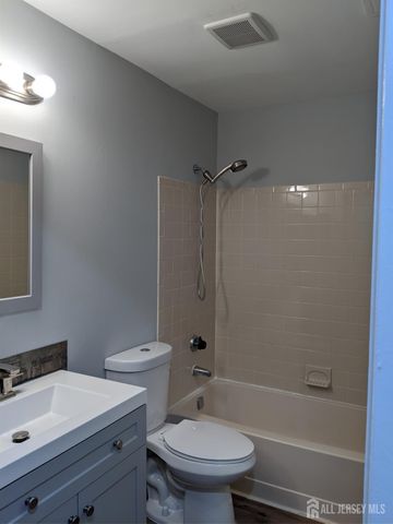 4805 Ravens Crest Drive 4805, Plainsboro, NJ 08536