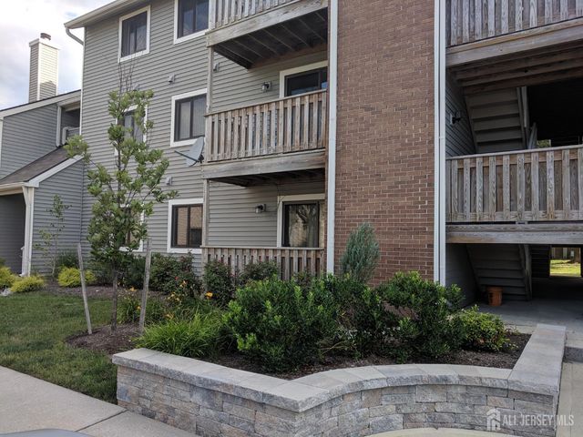 4805 Ravens Crest Drive 4805, Plainsboro, NJ 08536