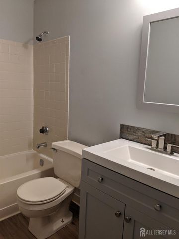 4805 Ravens Crest Drive 4805, Plainsboro, NJ 08536