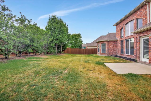 8901 Bent Tree Drive, Mckinney, TX 75072