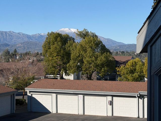 225 Ridgetop Drive, APT 214, Redding, CA 96003