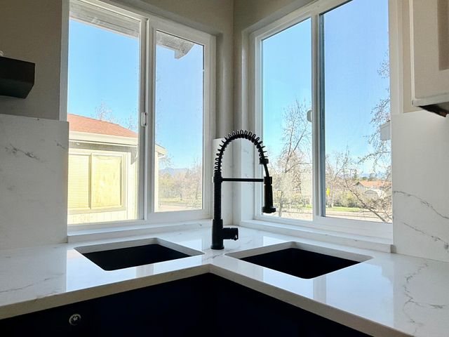 225 Ridgetop Drive, APT 214, Redding, CA 96003