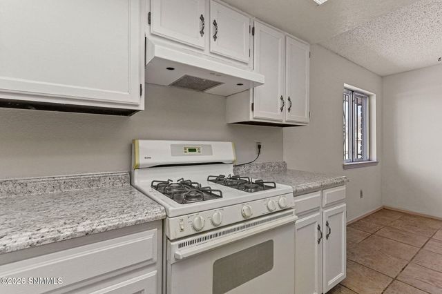 3301 Jupiter Road, Las Cruces, NM 88012