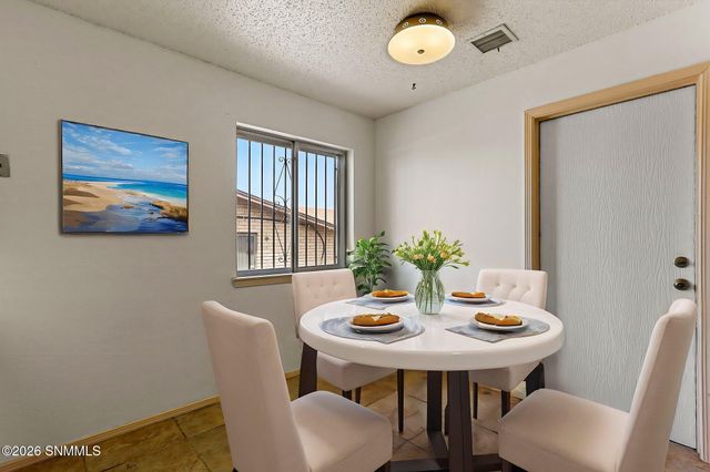 3301 Jupiter Road, Las Cruces, NM 88012