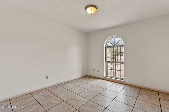 3301 Jupiter Road, Las Cruces, NM 88012