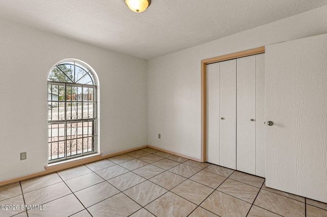 3301 Jupiter Road, Las Cruces, NM 88012