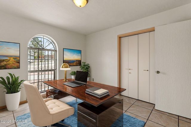 3301 Jupiter Road, Las Cruces, NM 88012