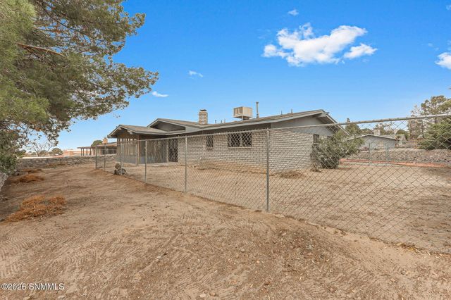3301 Jupiter Road, Las Cruces, NM 88012