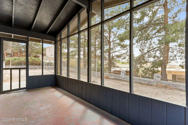 3301 Jupiter Road, Las Cruces, NM 88012