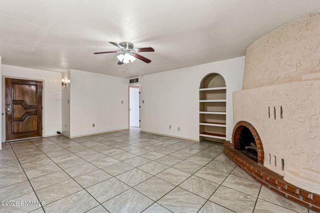 3301 Jupiter Road, Las Cruces, NM 88012