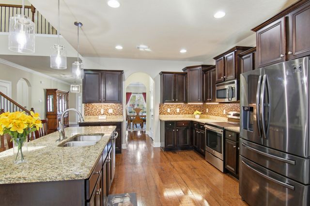 170 Windchime Way, Freeport, FL 32439