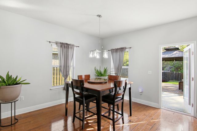 170 Windchime Way, Freeport, FL 32439