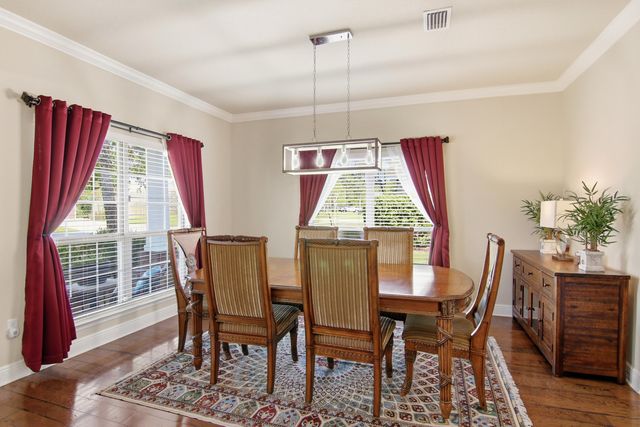 170 Windchime Way, Freeport, FL 32439