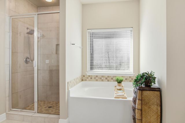 170 Windchime Way, Freeport, FL 32439