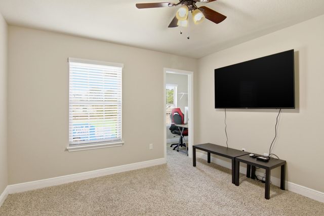 170 Windchime Way, Freeport, FL 32439