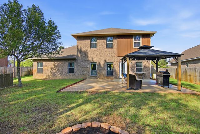 170 Windchime Way, Freeport, FL 32439