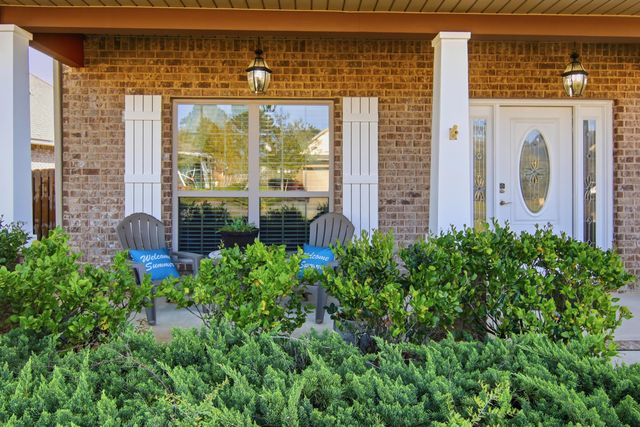 170 Windchime Way, Freeport, FL 32439