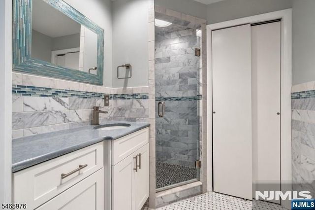 46 Highwood Avenue, Glen Rock, NJ 07452