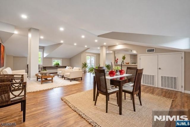 46 Highwood Avenue, Glen Rock, NJ 07452