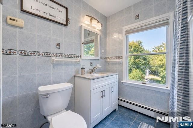 46 Highwood Avenue, Glen Rock, NJ 07452