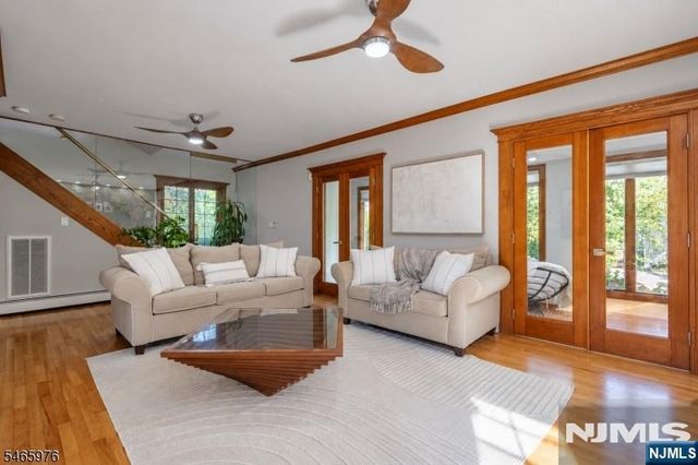 46 Highwood Avenue, Glen Rock, NJ 07452
