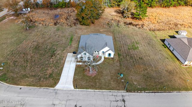 105 Jefferson Davis Parkway, Picayune, MS 39466