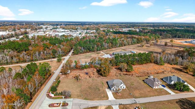 105 Jefferson Davis Parkway, Picayune, MS 39466