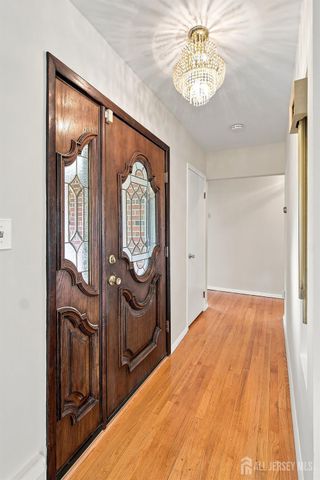 189 Kensington Avenue, Colonia, NJ 07067