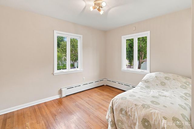 189 Kensington Avenue, Colonia, NJ 07067