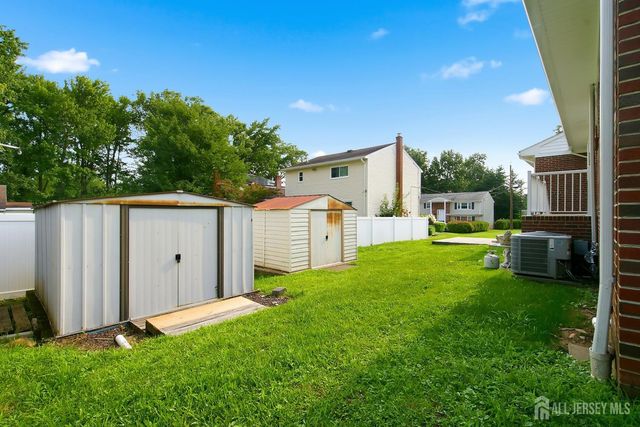 189 Kensington Avenue, Colonia, NJ 07067