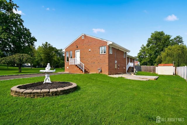 189 Kensington Avenue, Colonia, NJ 07067