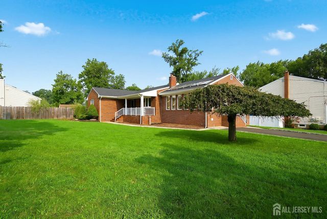 189 Kensington Avenue, Colonia, NJ 07067