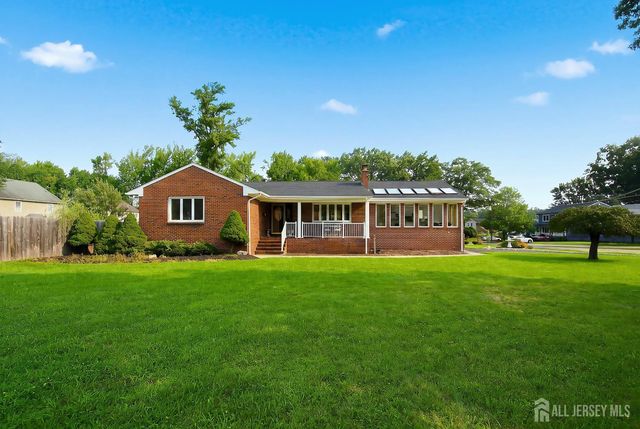 189 Kensington Avenue, Colonia, NJ 07067