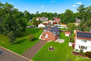 189 Kensington Avenue, Colonia, NJ 07067