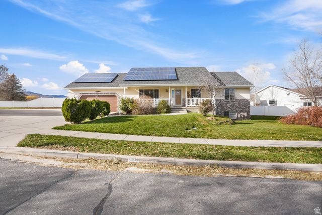 5030 LITTLE WATER PEAK DR, Riverton, UT 84065