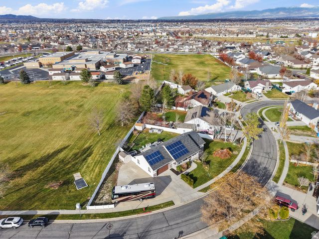 5030 LITTLE WATER PEAK DR, Riverton, UT 84065
