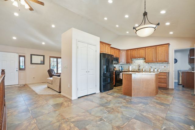 5030 LITTLE WATER PEAK DR, Riverton, UT 84065