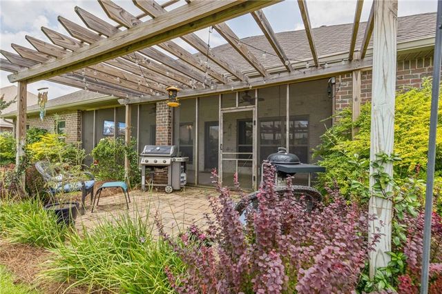 9010 Crain Avenue, Mobile, AL 36695