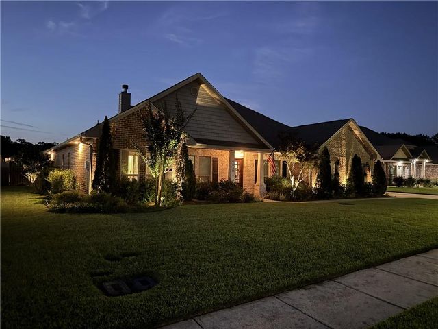 9010 Crain Avenue, Mobile, AL 36695