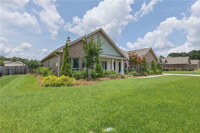 9010 Crain Avenue, Mobile, AL 36695