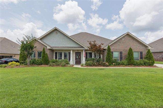 9010 Crain Avenue, Mobile, AL 36695