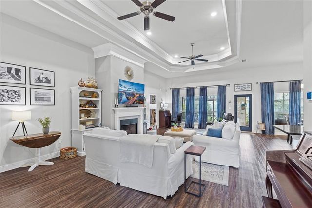 9010 Crain Avenue, Mobile, AL 36695