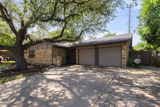 2904 Bluebonnet Lane, Bedford, TX 76021